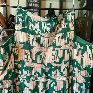 NWOT- Anthropology Current Air Green Floral Pleated Maxi Dress. Sz M